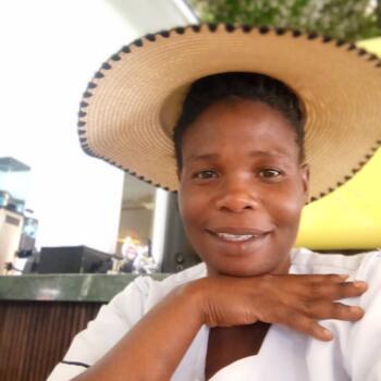 Nanny in Soweto: Sazini