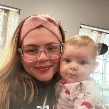 Babysitting job in Miami: babysitting job Alexis