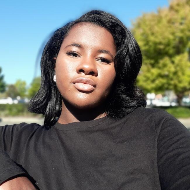 Babysitter in Phoenix: Imari