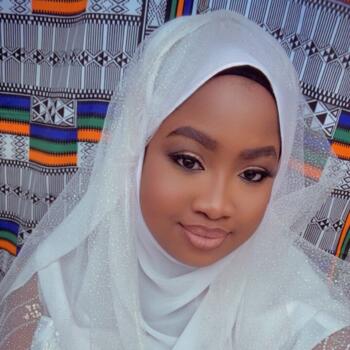 Babysitter Florennes: Samira