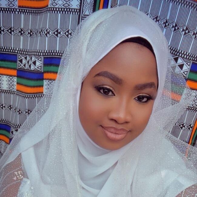 Babysitter in Florennes: Samira
