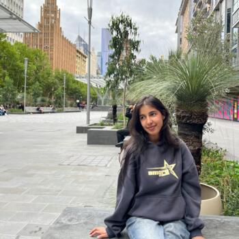 Babysitter Melbourne: Shubhneet