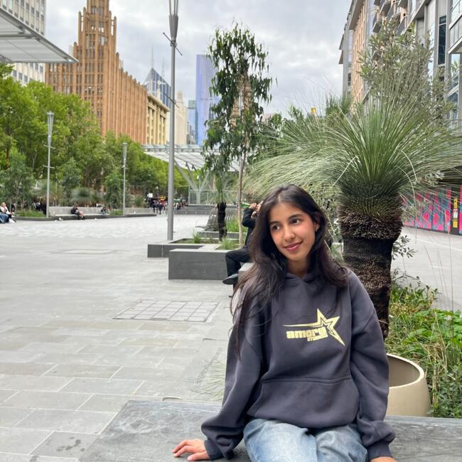 Babysitter in Melbourne: Shubhneet