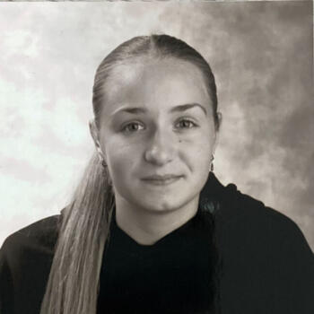 Babysitter Blaye: Maeva