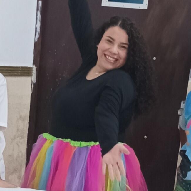 Babá em Tamboré: Camila