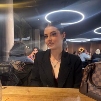 Nanny in La Tour-de-Peilz: Naomi