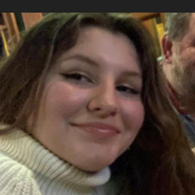 Babysitter in Lyon: Eloise