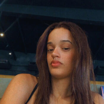 Babysitter in Vila Velha: Lara