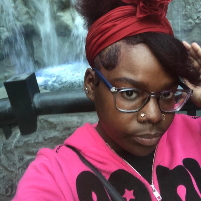 Babysitter in Henderson: Shay