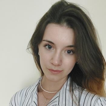 Babysitter in Budapest: Emma