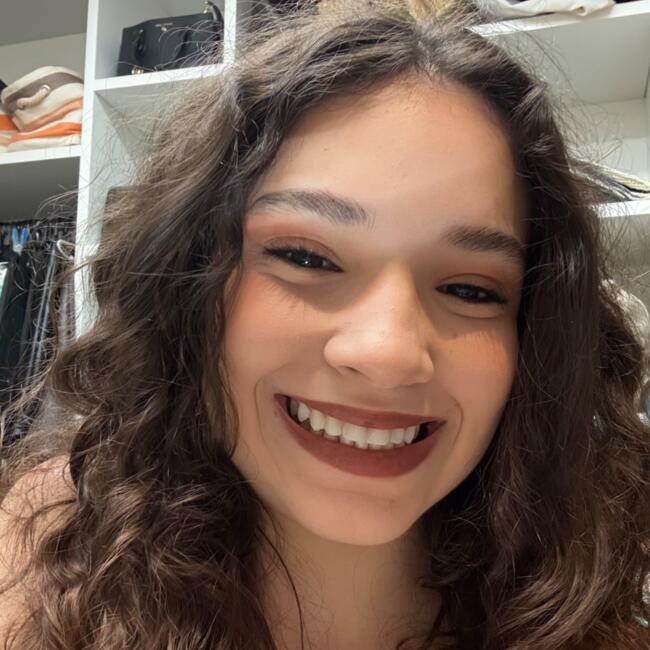 Babysitter in Salvador: Maria Clara Veras Amui