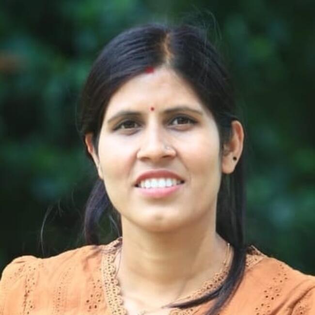 Babysitter in Hamilton: Bimala