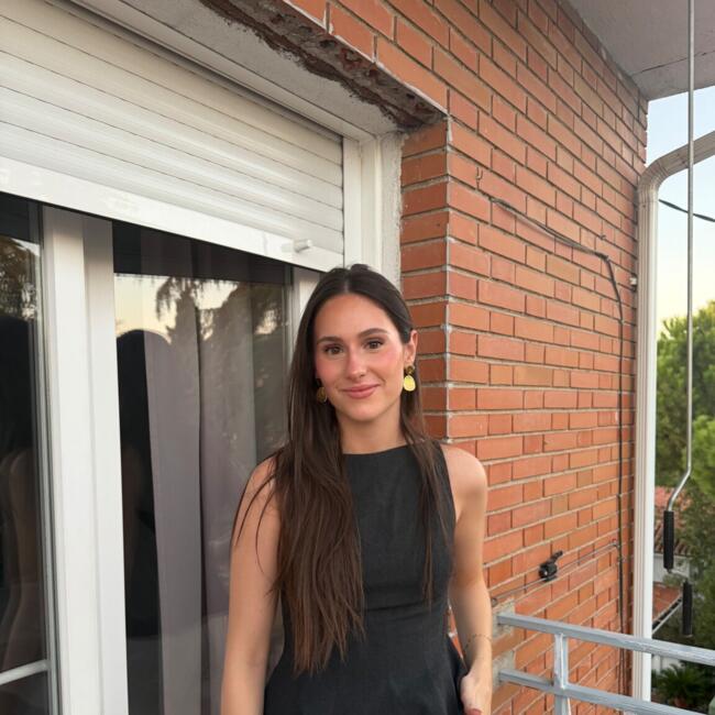 Canguro en Villaviciosa de Odón: Daniela