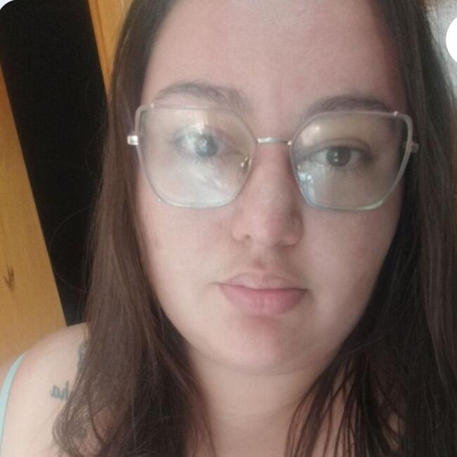 Babysitter in São José do Rio Preto: Bianca