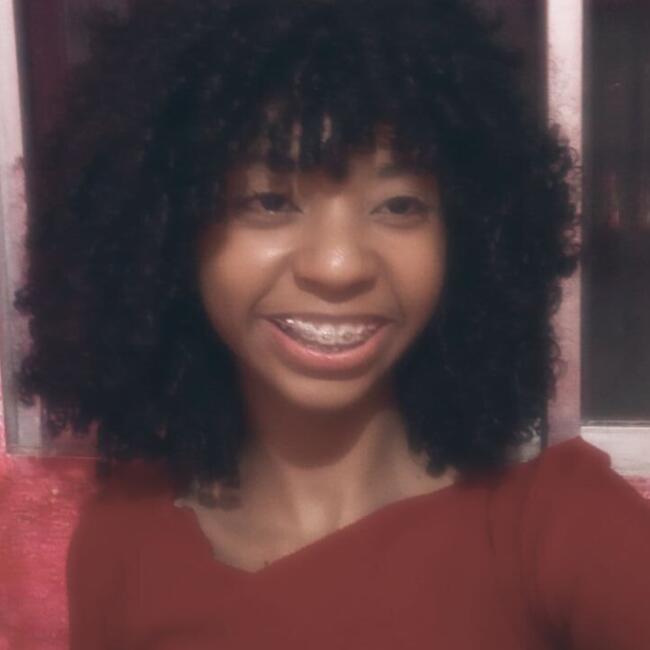 Babysitter in Recife: Yasmim