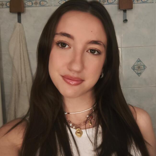 Babysitter in Albiate: Valentina
