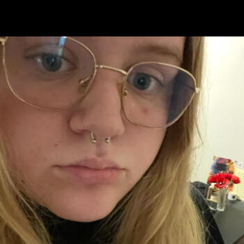 Babysitter in Béthune: Luna