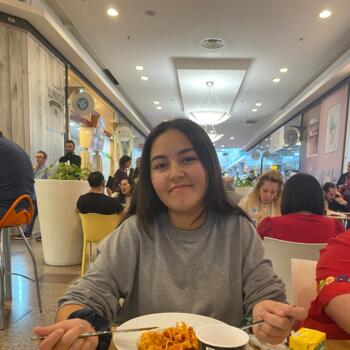 Babysitter em Condeixa-a-Nova: Gabriela