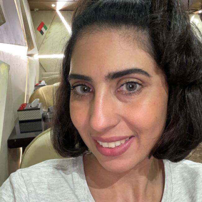 جليسة أطفال في أبوظبي: السلا