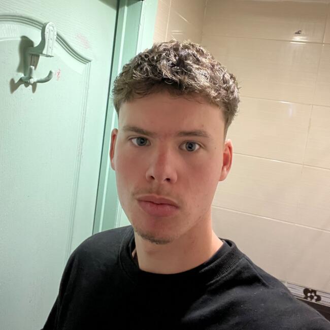 Babysitter in Chaumont-Gistoux: Tom