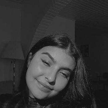 Babysitter Horsens: Yomna