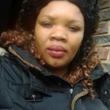Babysitter in Roodepoort: Nomakhosazana Ncombo