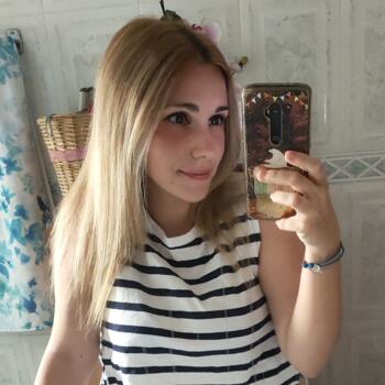 Babysitter in Almería: Laura