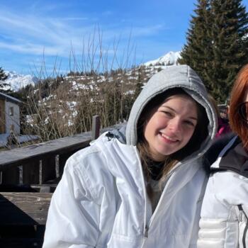 Baby-sitter in Vienne: Marie