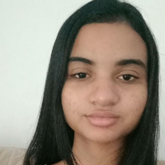 Babá em Salvador: Naara