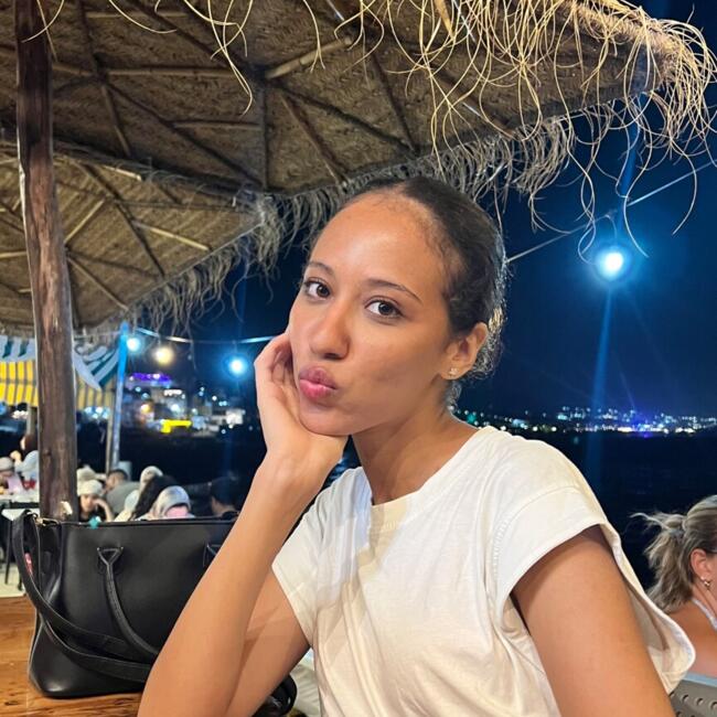 Babysitter in Rabat: Hiba