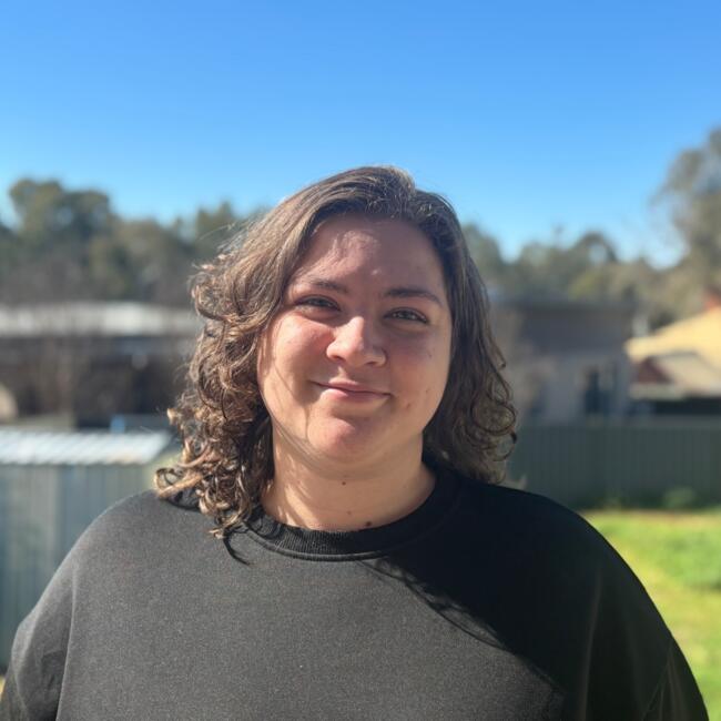 Babysitter in Wahgunyah: Nicole