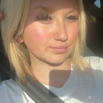 Babysitter Newcastle upon Tyne: Holly