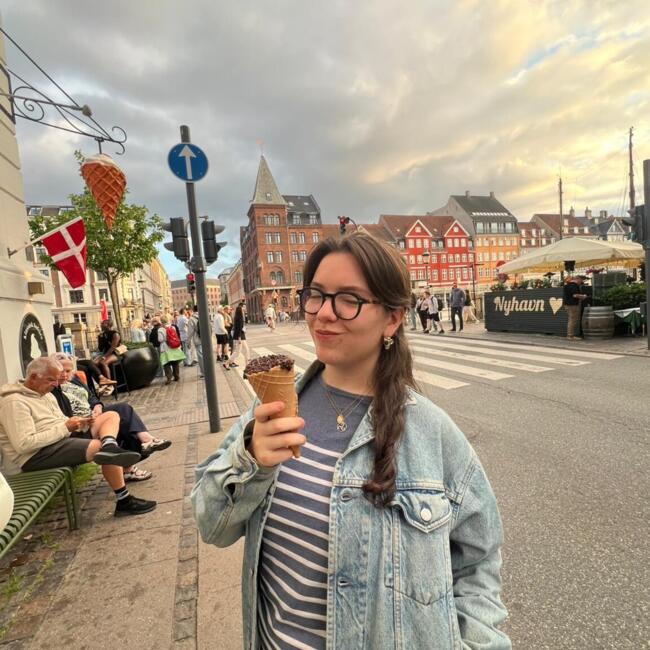 Babysitter in Amsterdam: Agathe