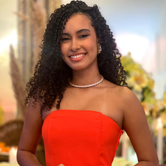 Babysitter in Salvador: Maria Eduarda