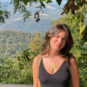 Babysitter em Lisboa: Laura