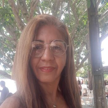 Babá em Belém: Andrea