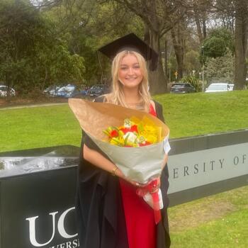 Babysitter Christchurch: Isabella