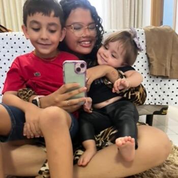 Babá Goiânia: Ana Julia
