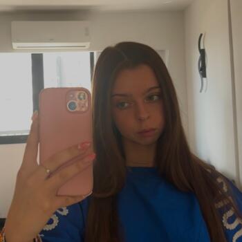 Babysitter in Bordeaux: Lilou