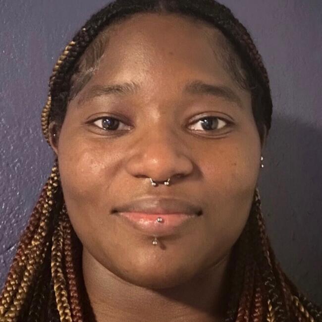 Babysitter in Gulfport: Zharia
