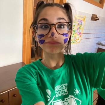 Babysitter in Rogliano: Giulia