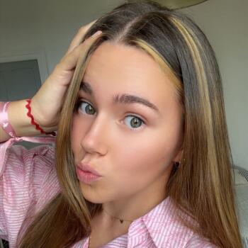 Babysitter in Brest: Ameline
