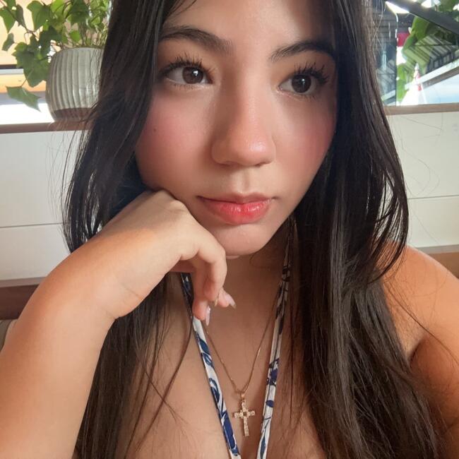 Babysitter in Orlando: Camila