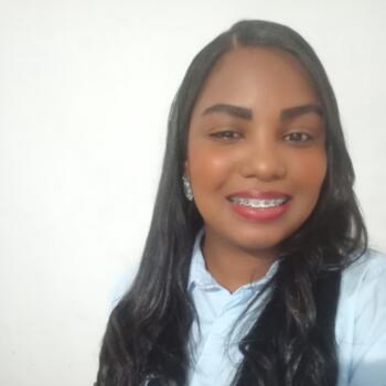 Babá em Feira de Santana: Ester