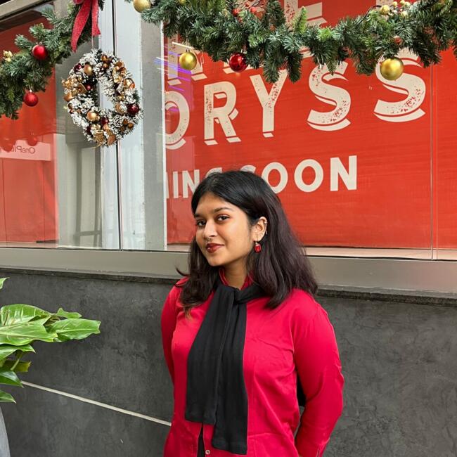 Babysitter in Nottingham: Isha