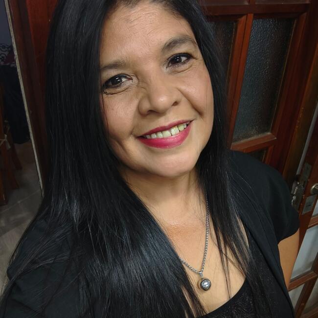 Babysitter in Morón: Analía