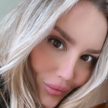 Babysitting job in Västerås: babysitting job Robin