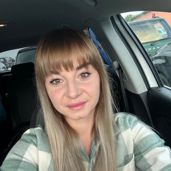 Praca dla opiekunki do dziecka w Zielonka: Martyna