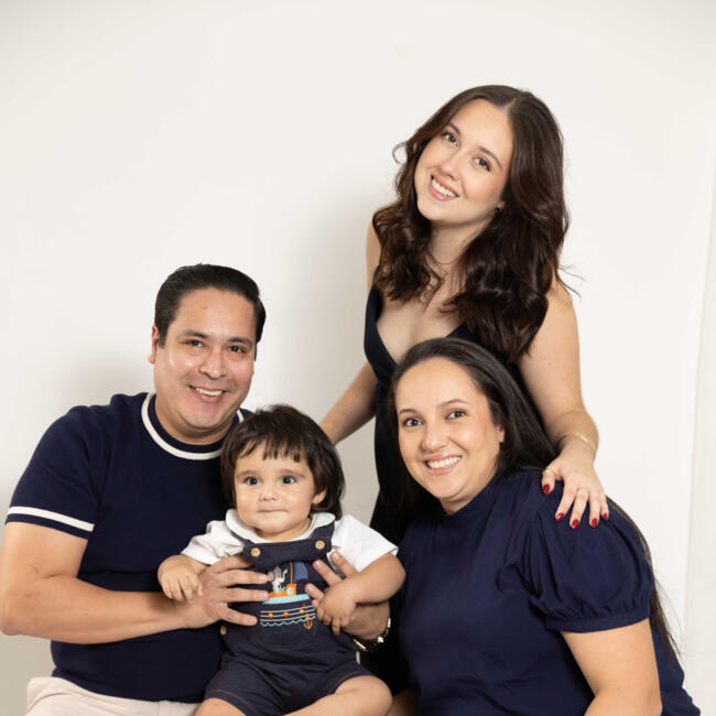 Trabajo para niñera en Santa Cruz de la Sierra: Mayara