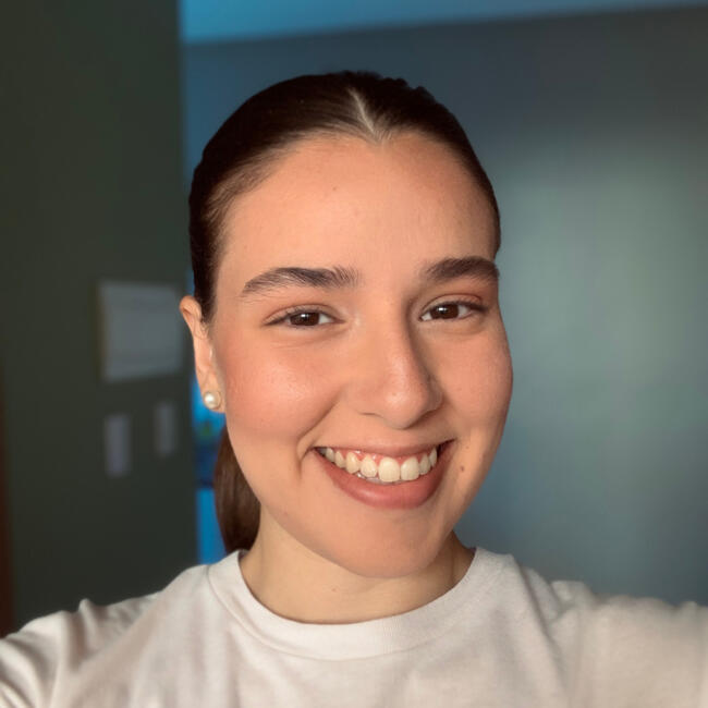 Babá em Sertãozinho: Julia Moraes